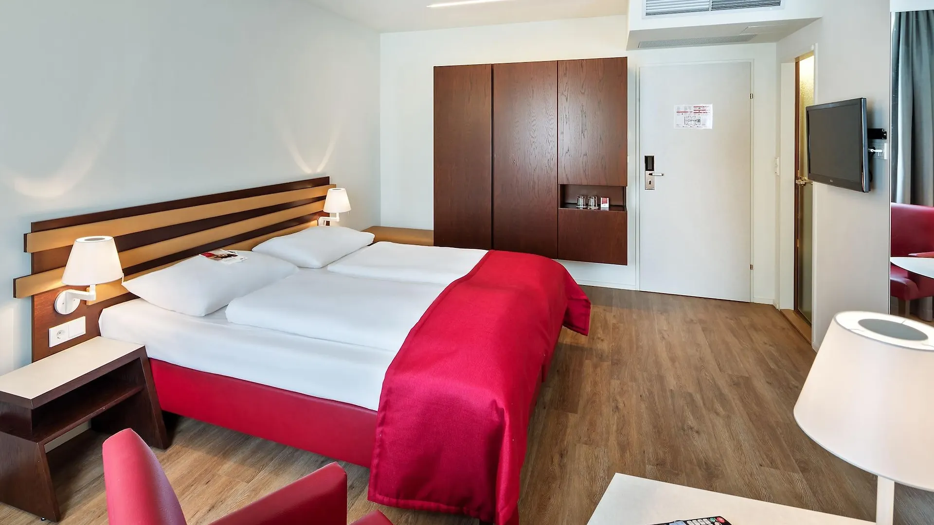 Austria Trend Hotel Beim Theresianum Wien 3*, Vienna