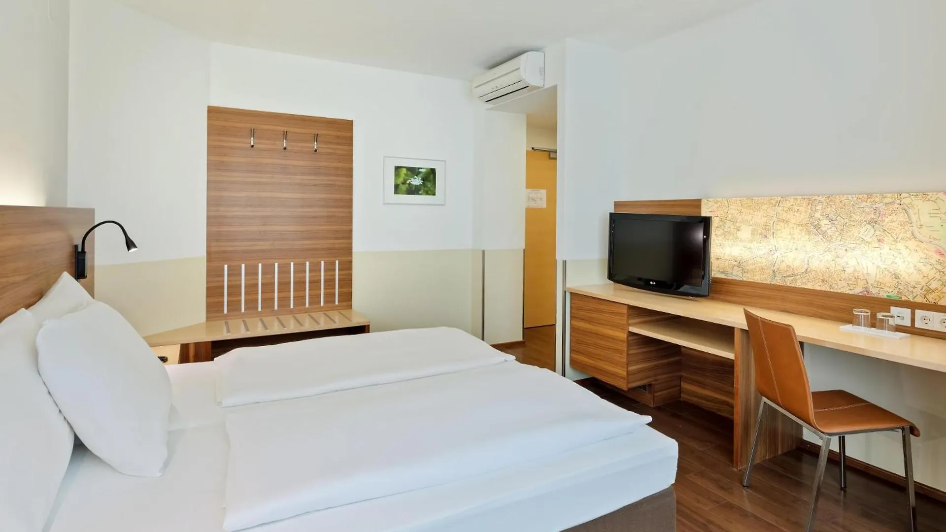 ***  Austria Trend Hotel Beim Theresianum Wien Austria