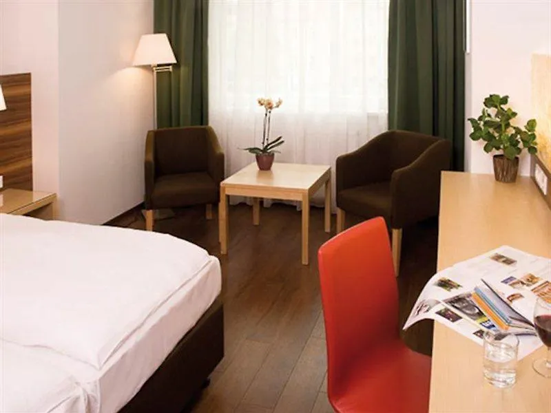 Austria Trend Hotel Beim Theresianum Wien 3*, Vienna